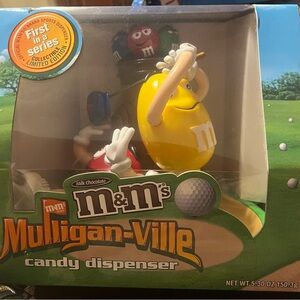 M & M COLLECTIBLE Dispenser